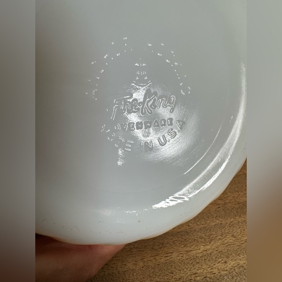 Vintage 80’s Fire King Anchor and Hocking Peach Lustre Retro Swirl Small Dish - Picture 6 of 6